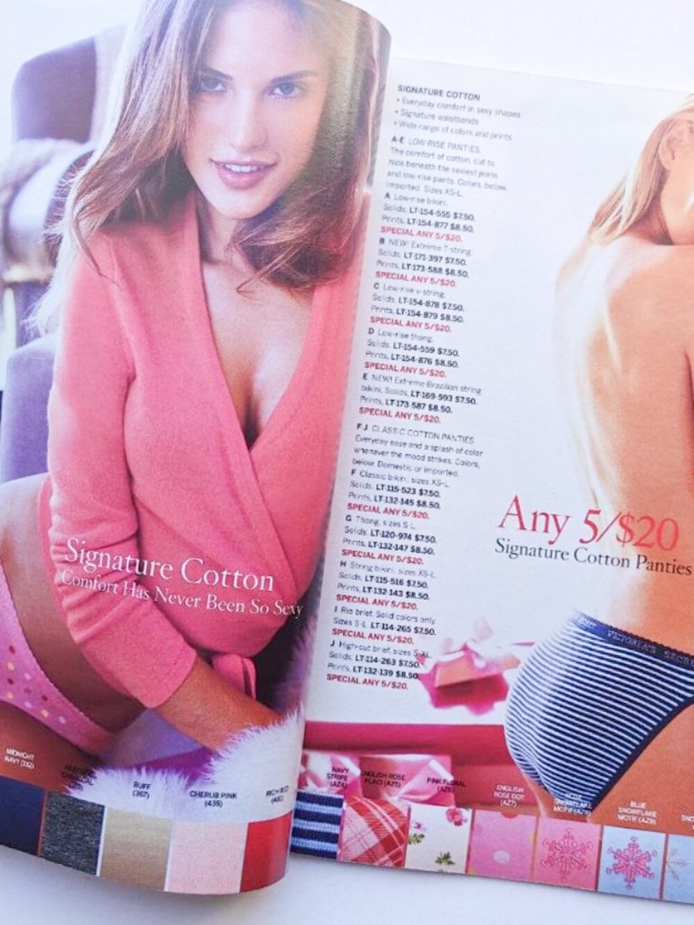 Victoria's Secret Christmas Specials Catalog Vol 1 2004 Holiday Fashion - Picture 5 of 12